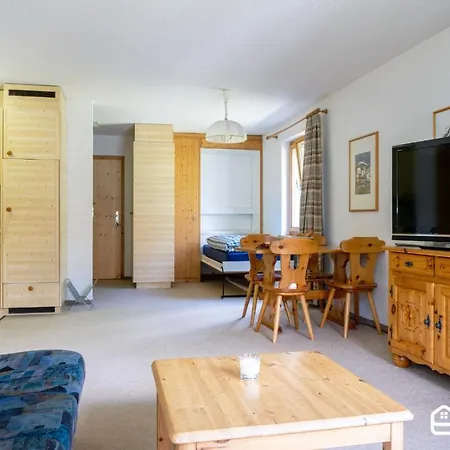 Charming Chalet, Pool & Sauna In Apartment *